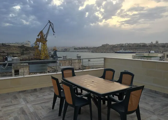 Senglea Apartments